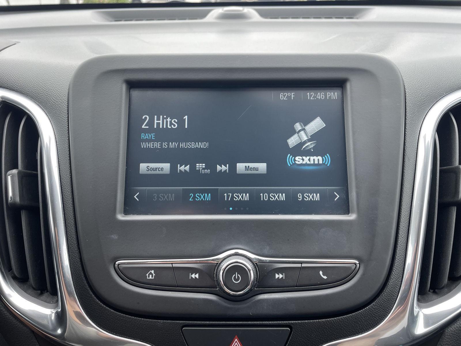 Vehicle photo 24