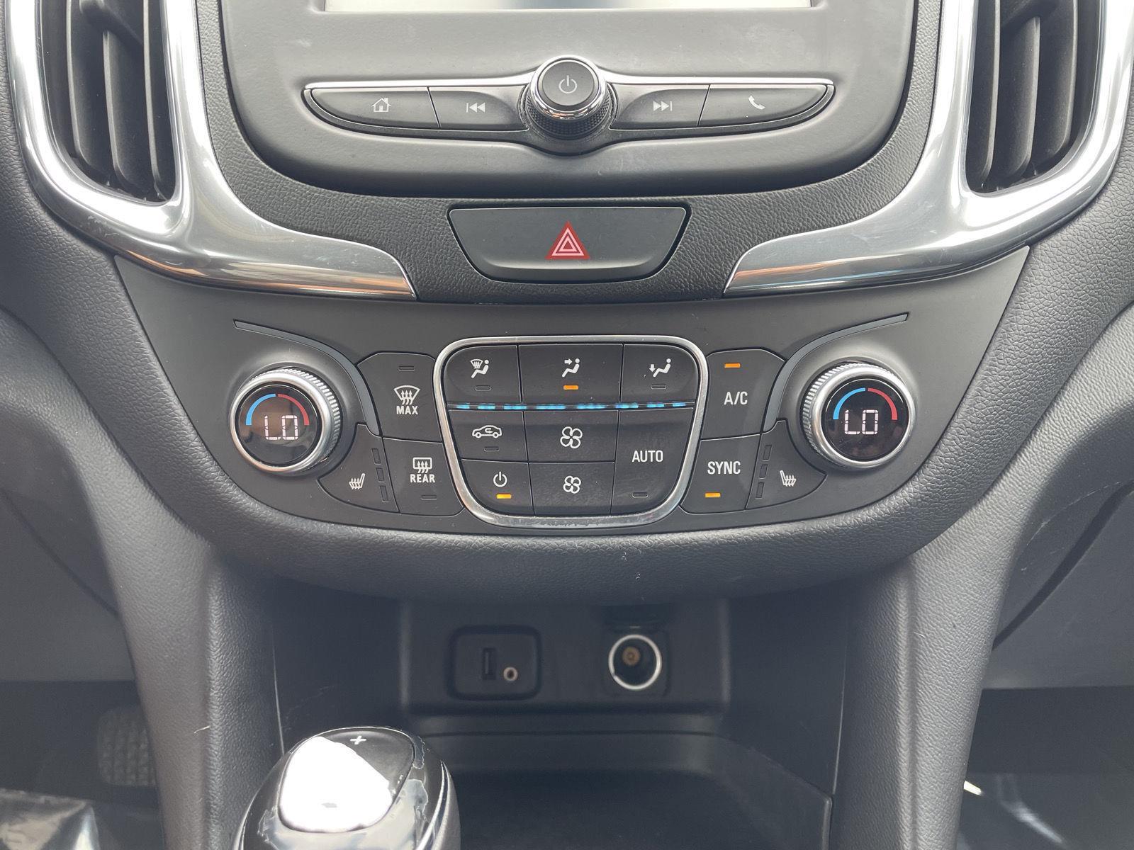 Vehicle photo 25