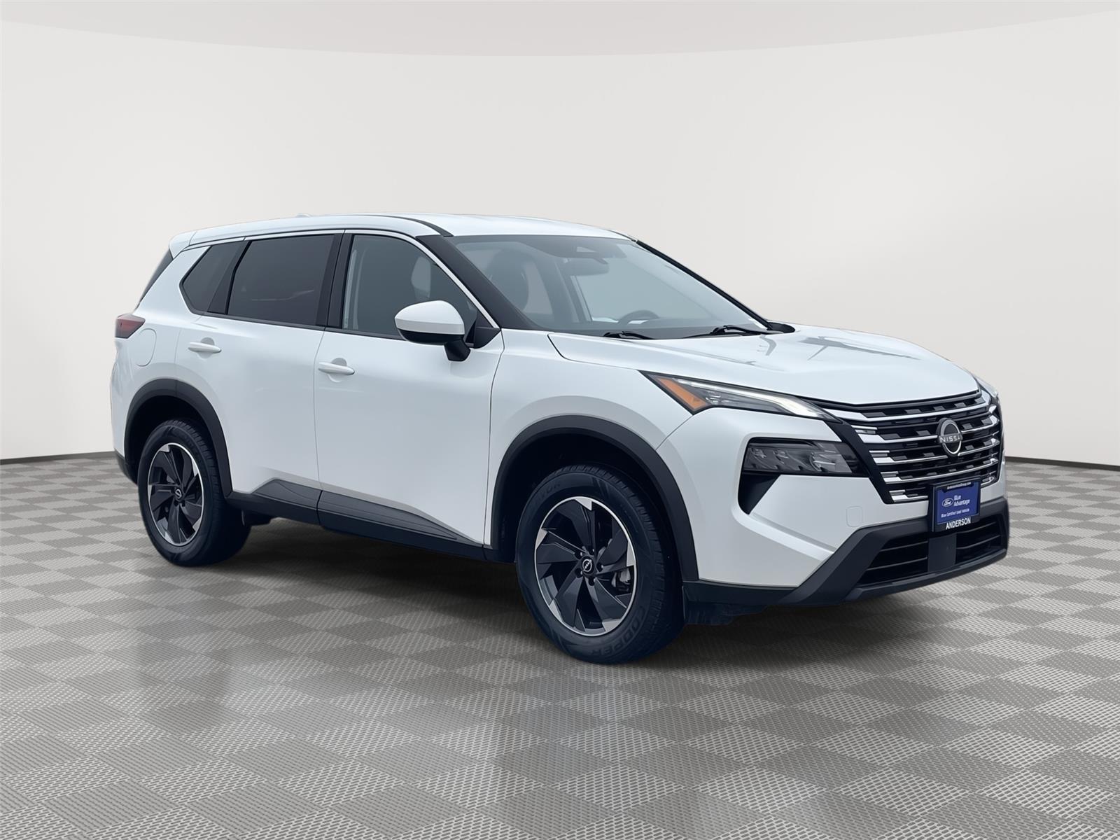 Vehicle photo 5