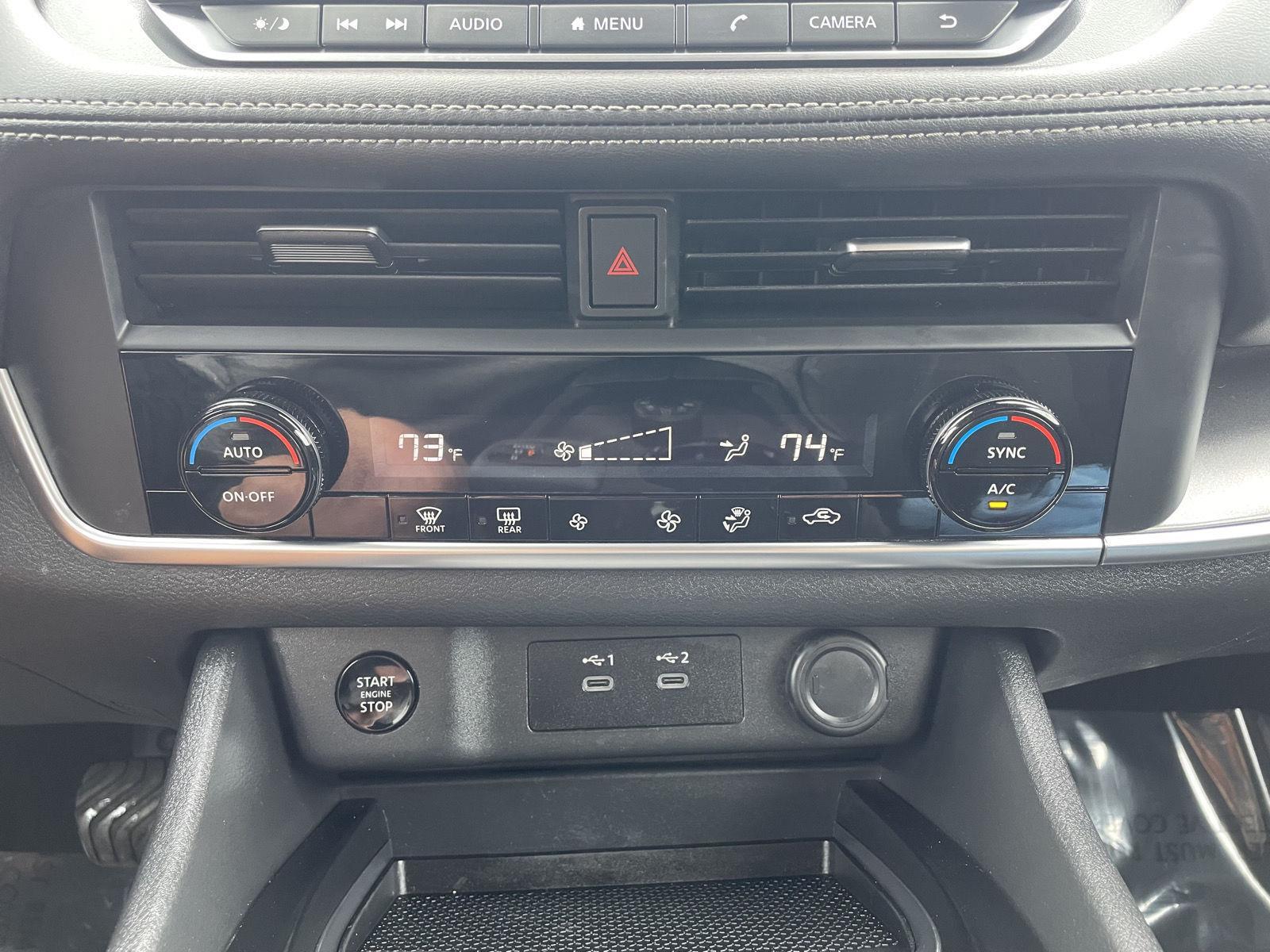 Vehicle photo 26