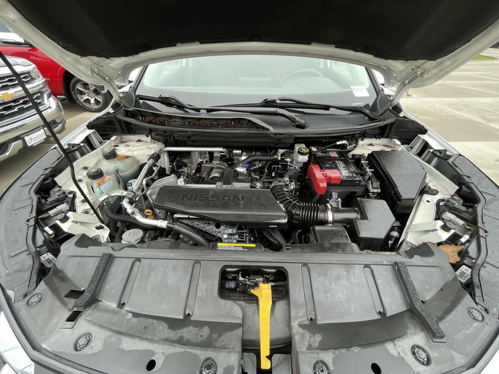 Vehicle photo 33