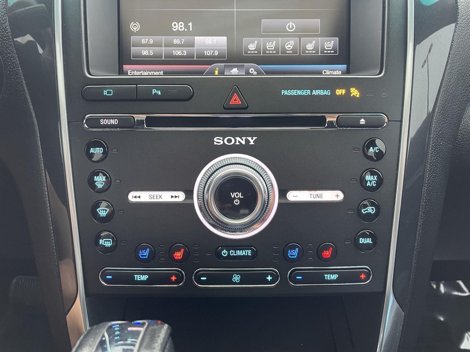 Vehicle photo 29