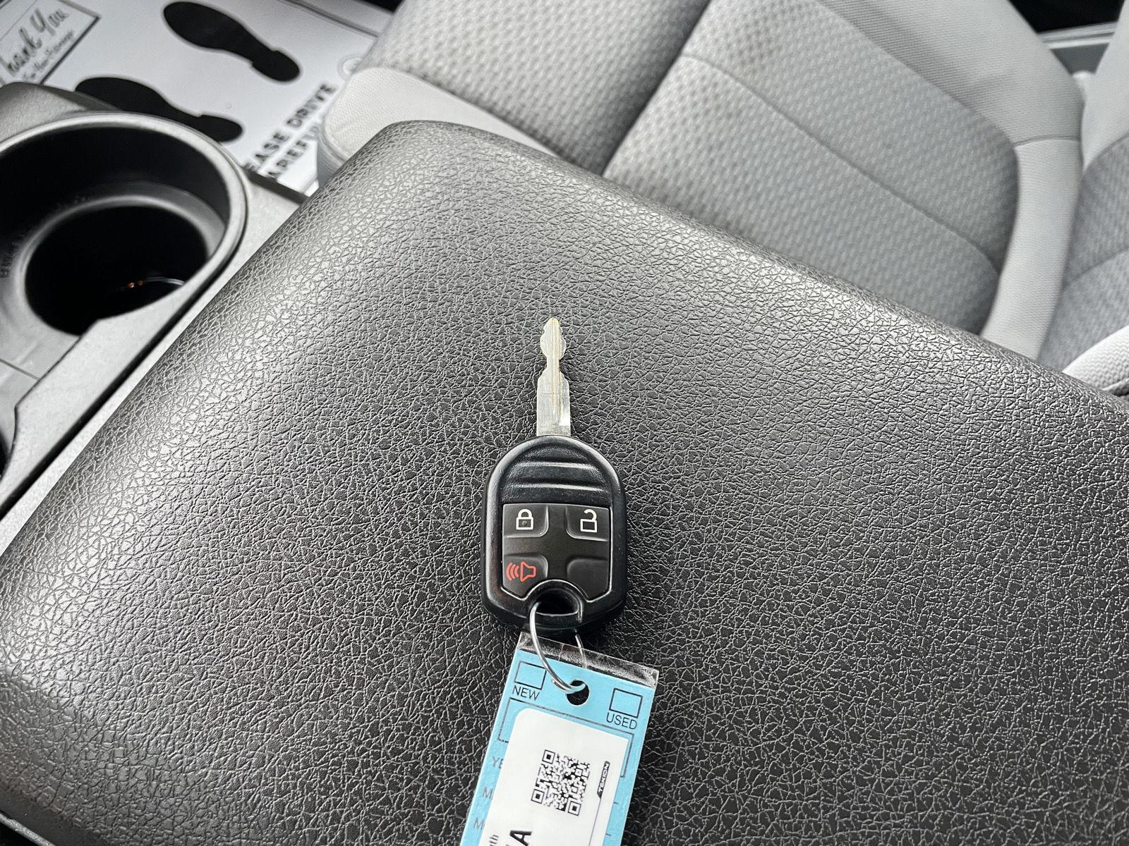 Vehicle photo 36