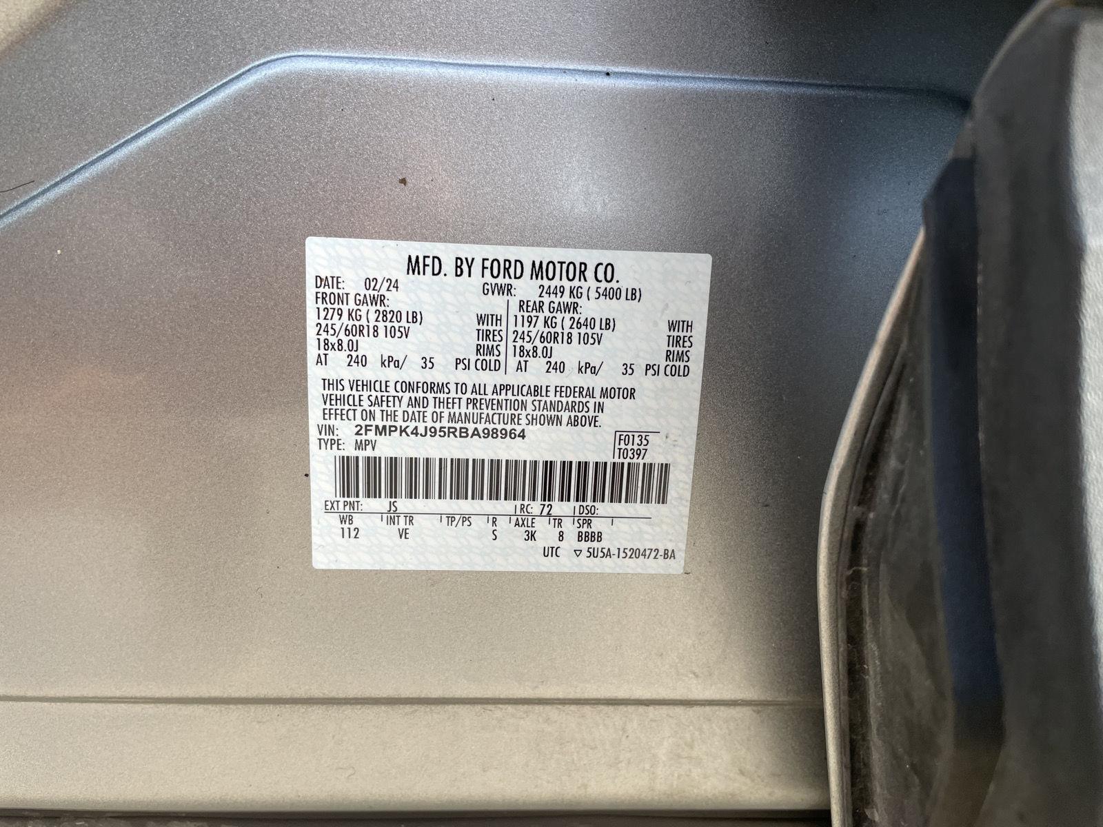 Vehicle photo 31