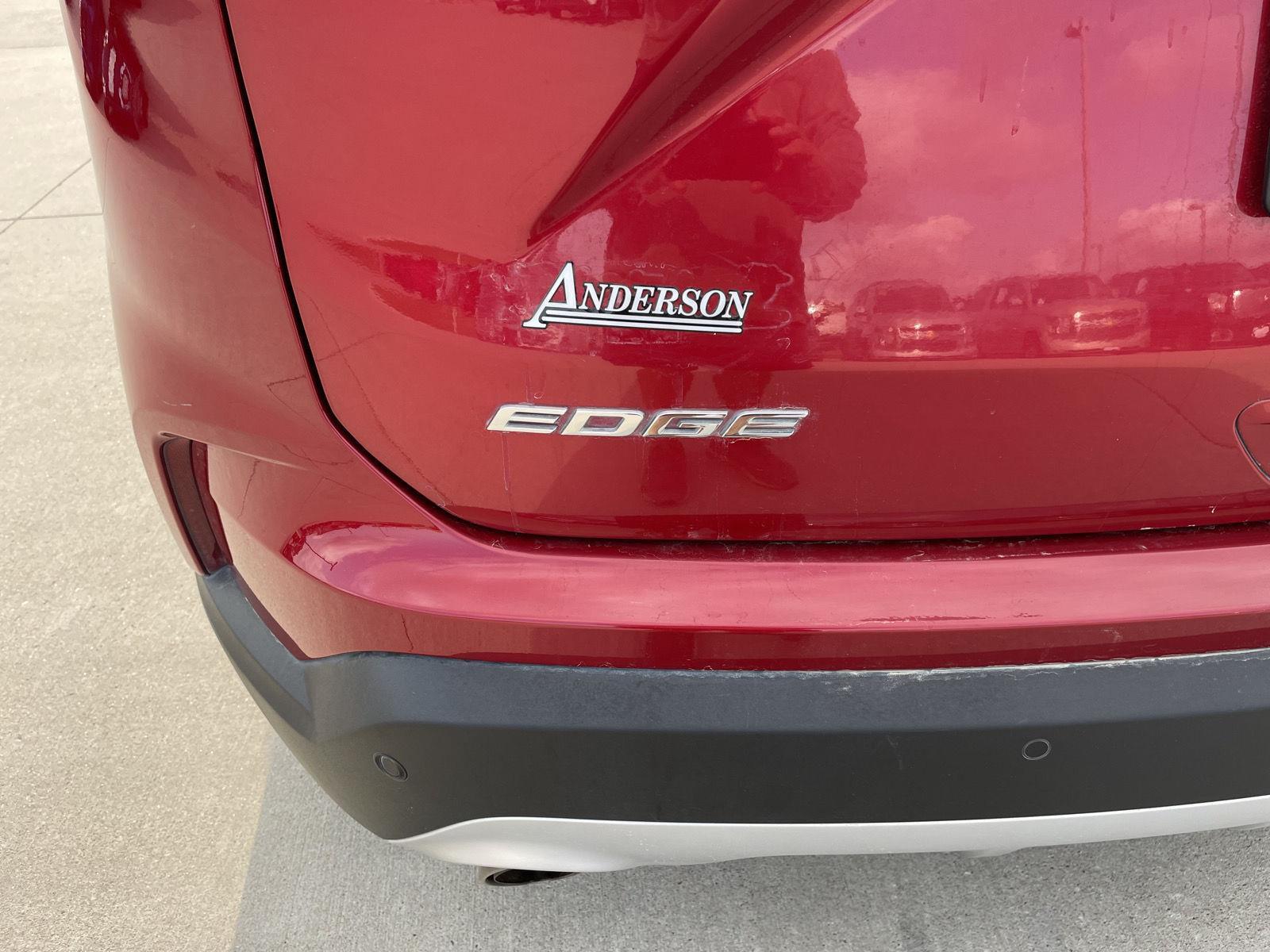 Vehicle photo 37