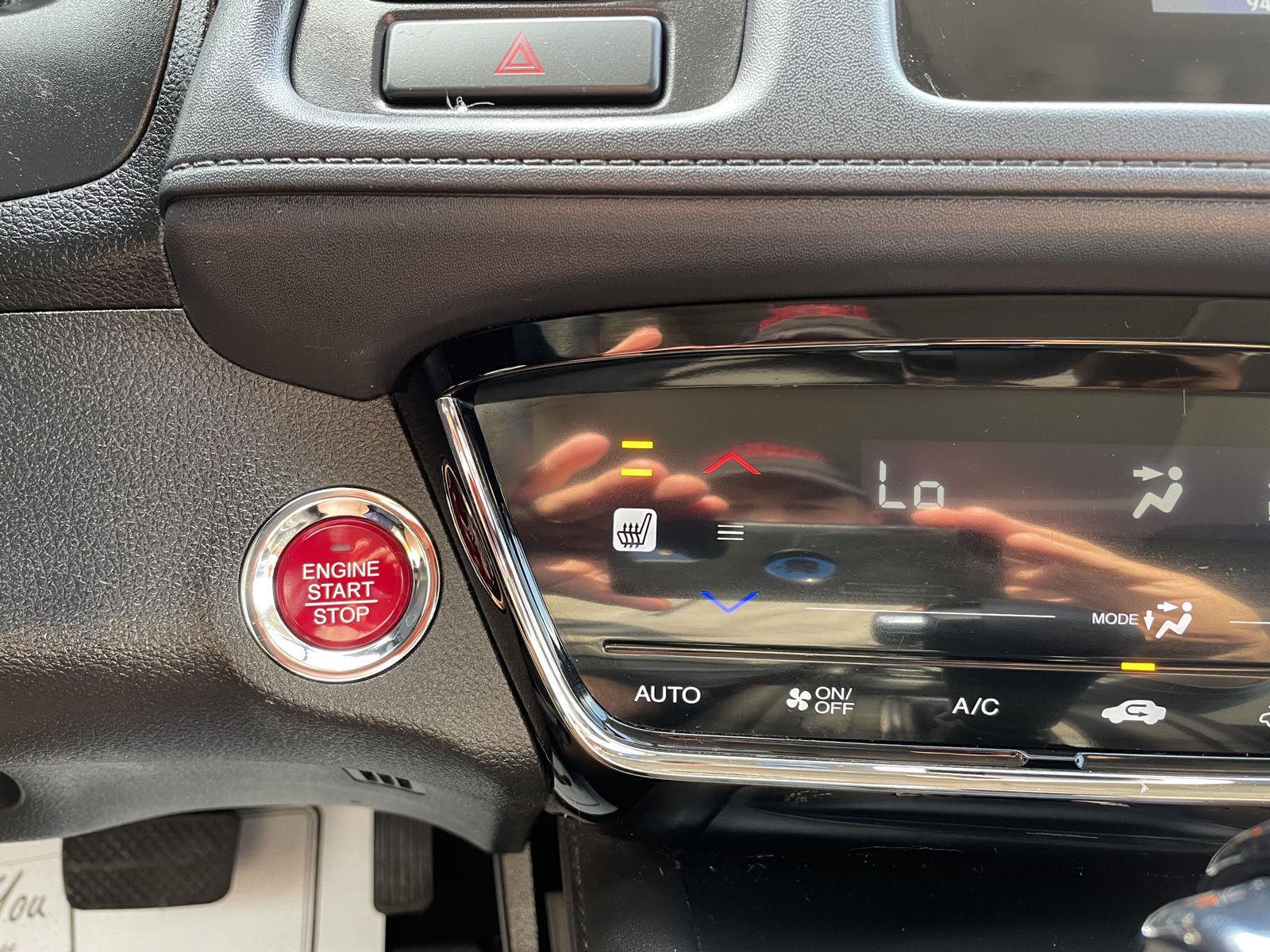 Vehicle photo 27