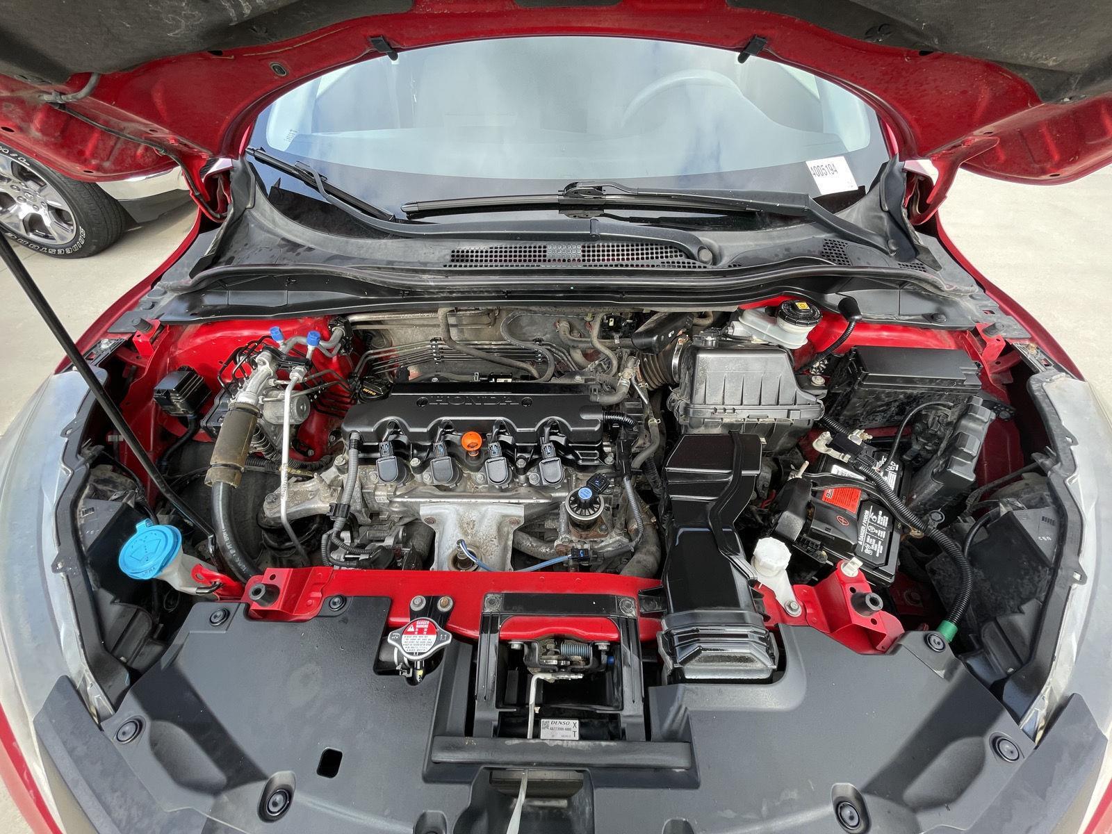 Vehicle photo 33