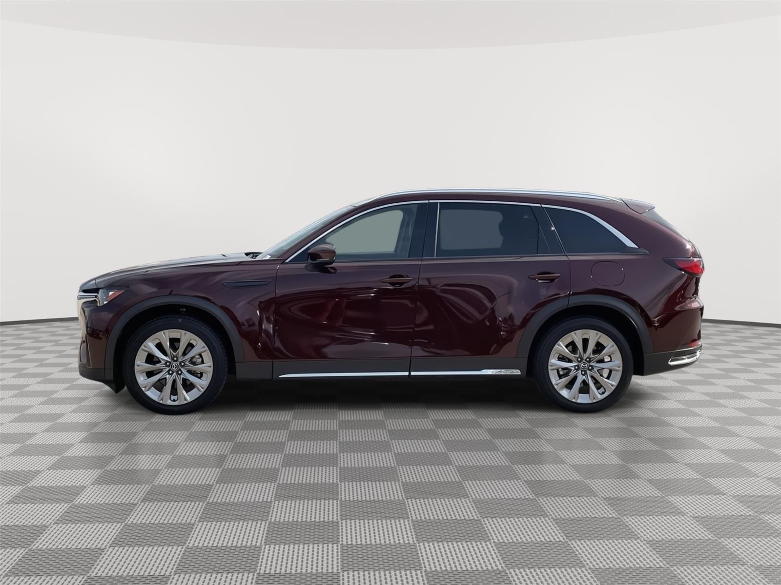 Vehicle photo 2
