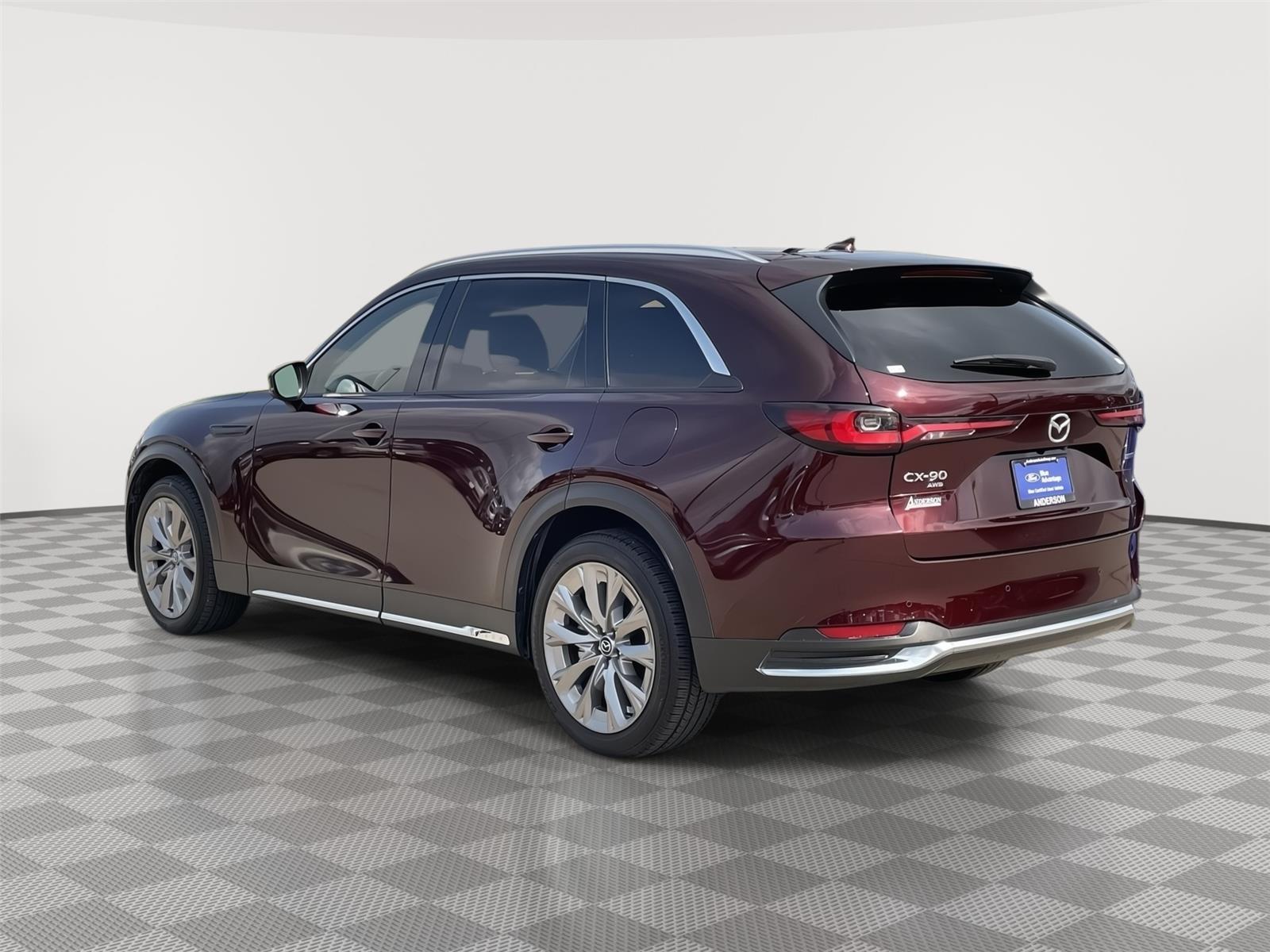 Vehicle photo 9