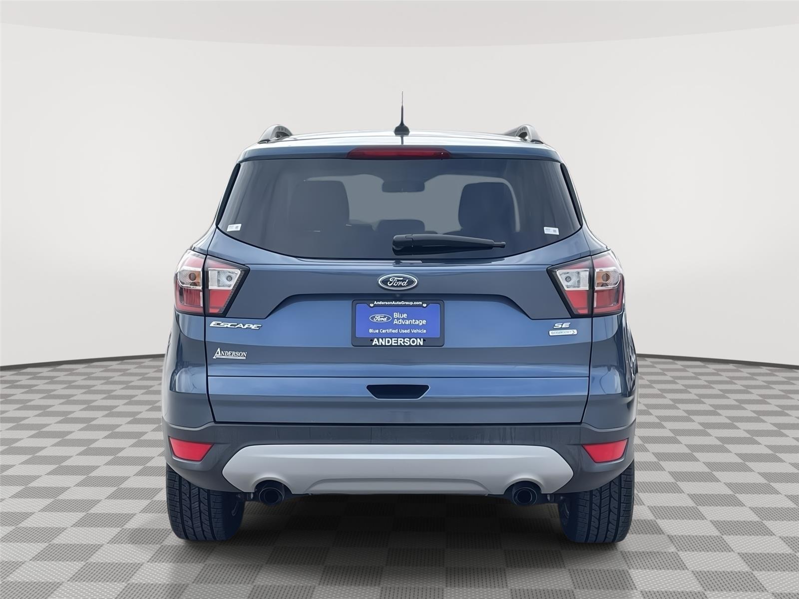 Vehicle photo 8