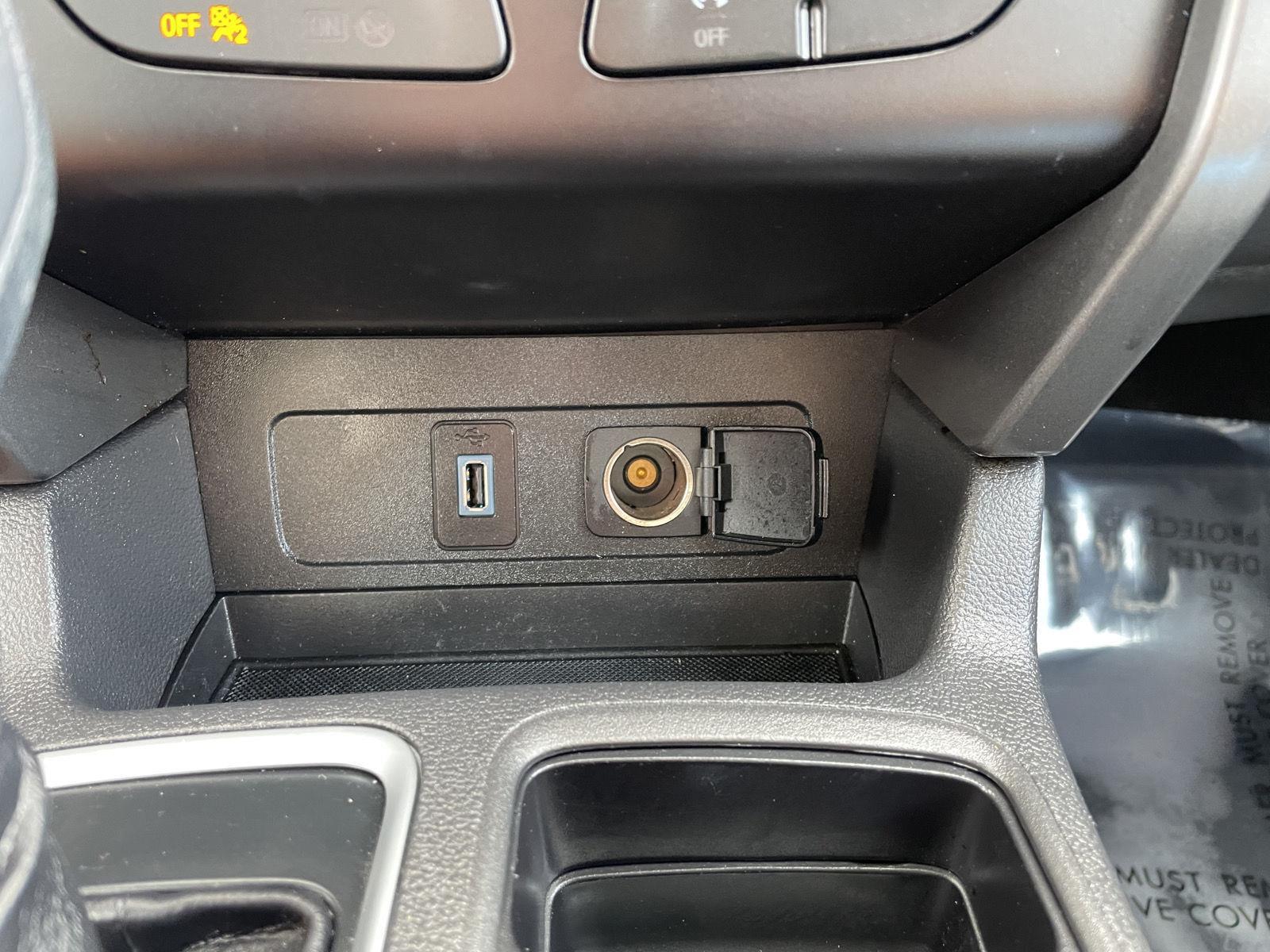 Vehicle photo 27