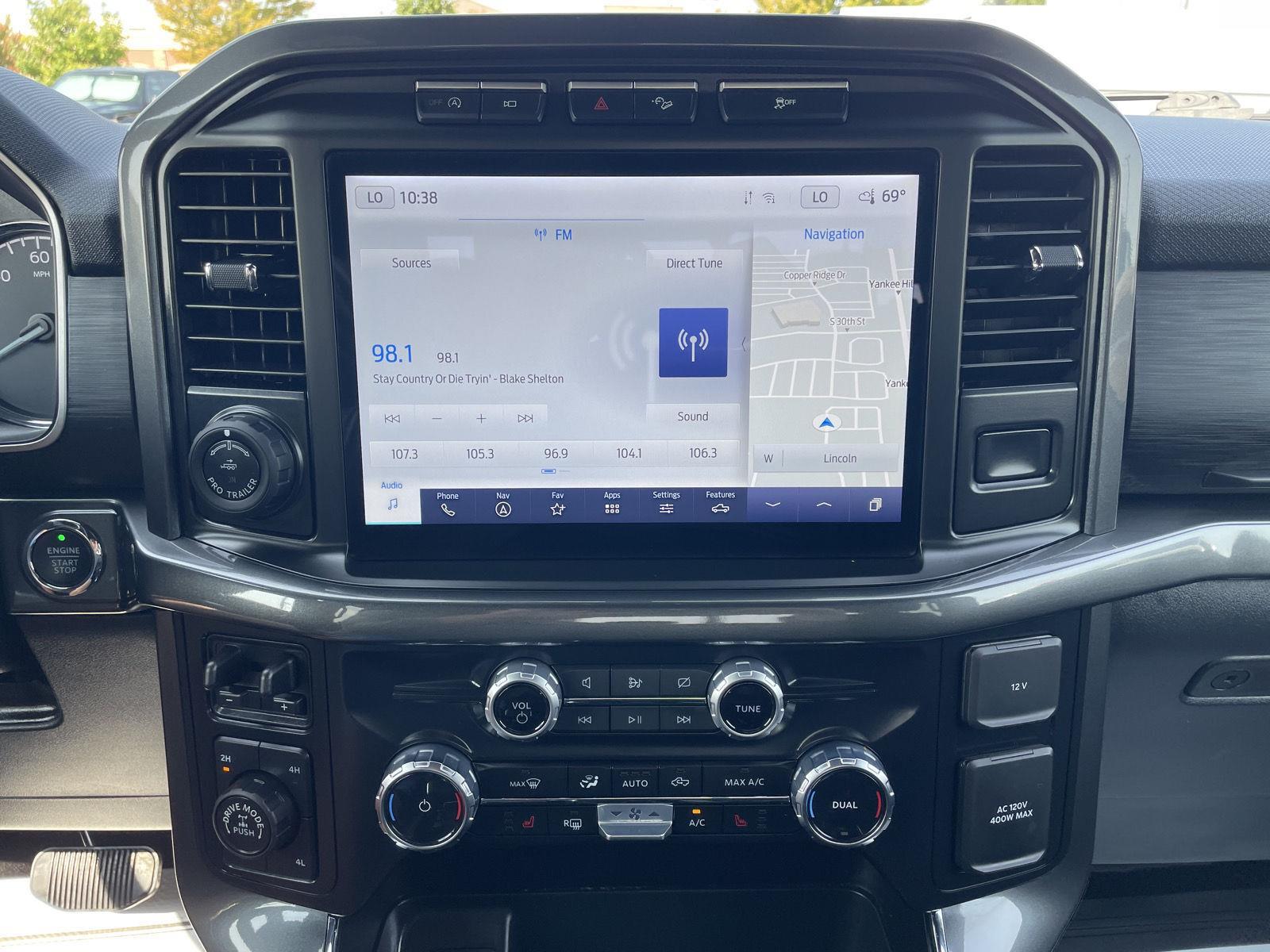Vehicle photo 22