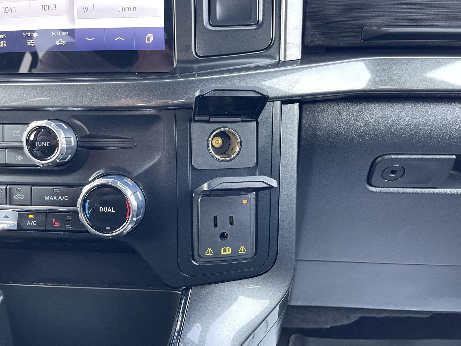 Vehicle photo 31