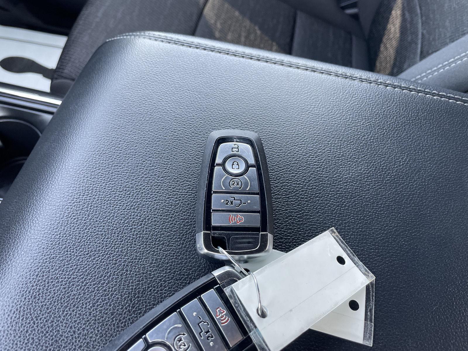 Vehicle photo 42