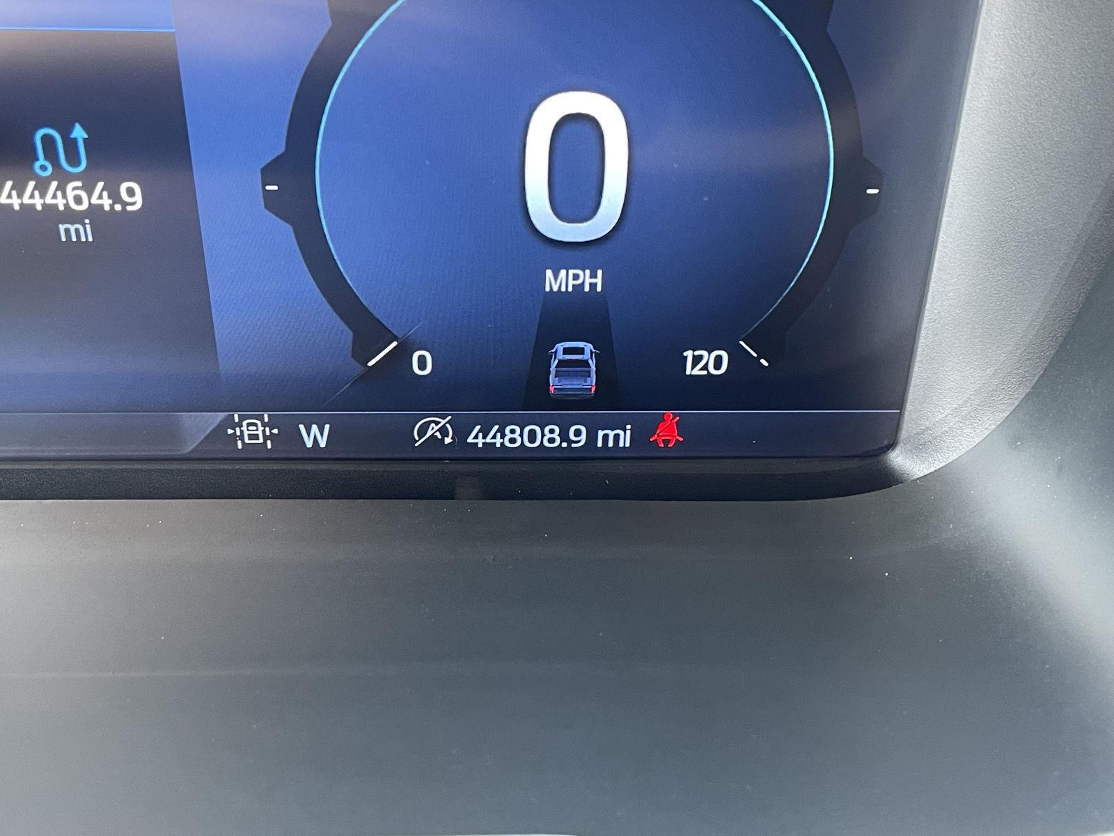 Vehicle photo 3