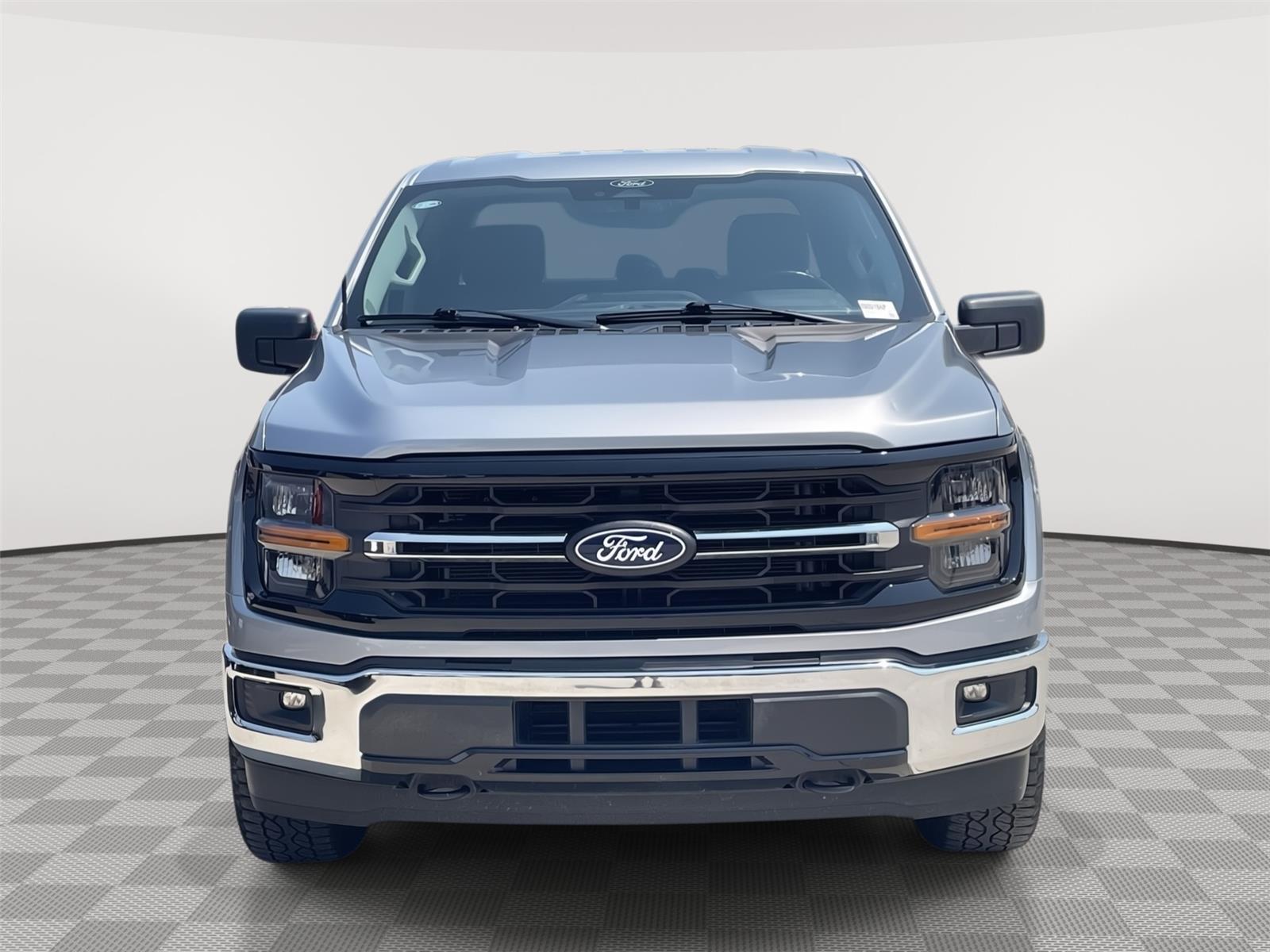 Vehicle photo 4