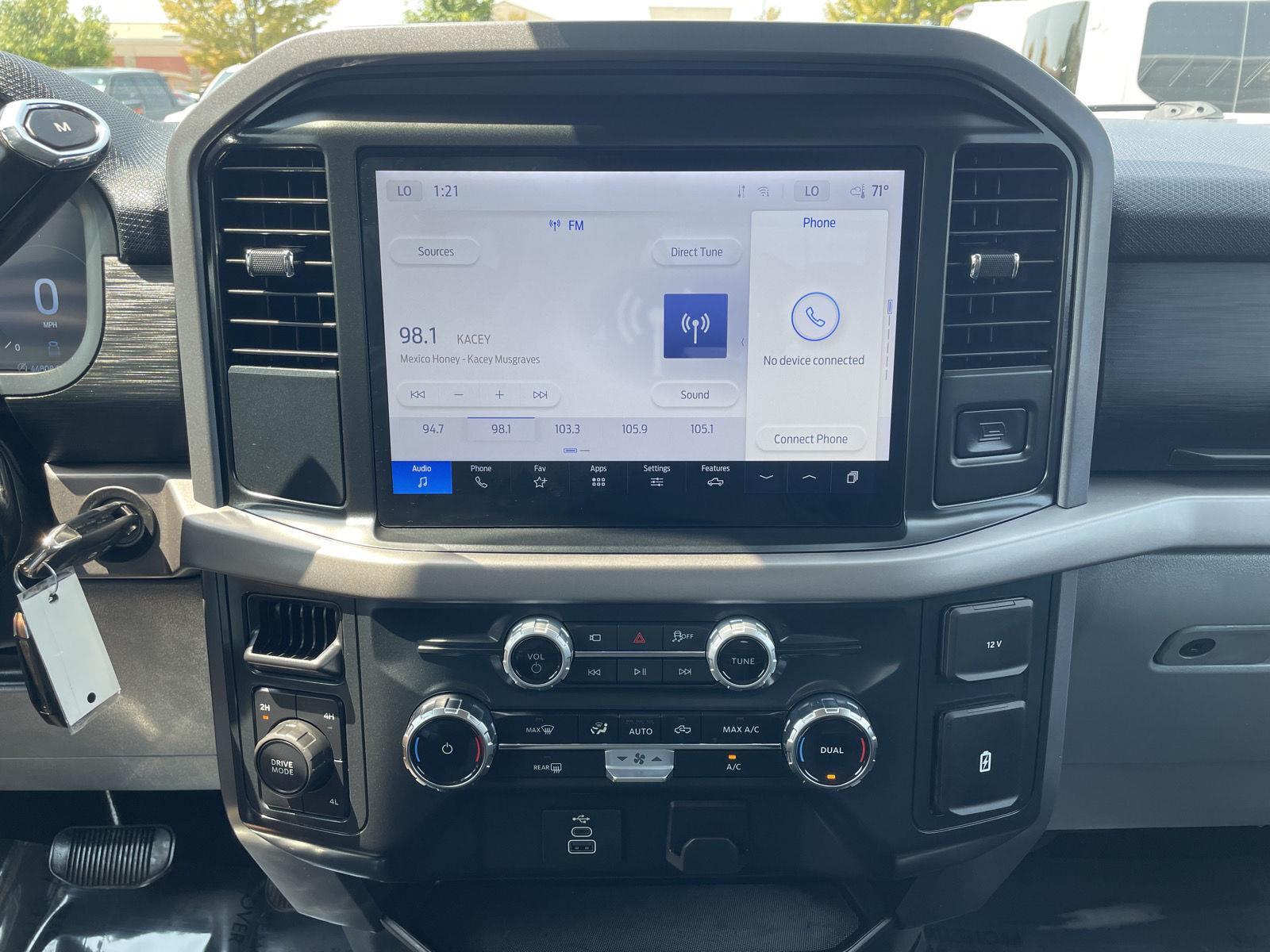 Vehicle photo 22