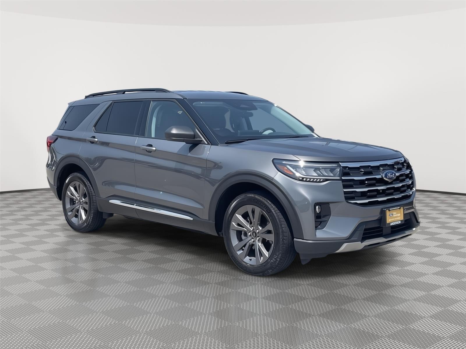 Vehicle photo 5