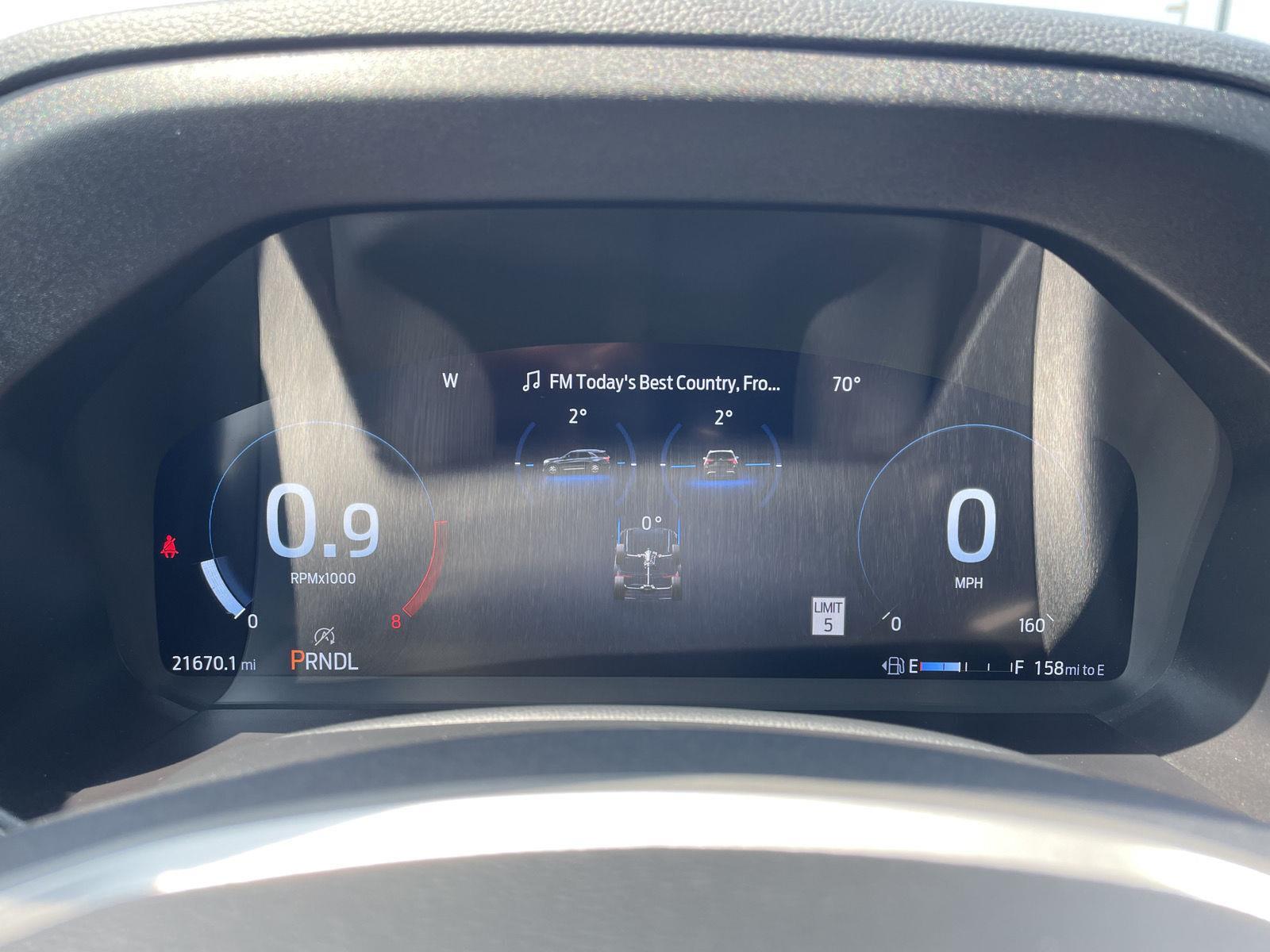 Vehicle photo 15