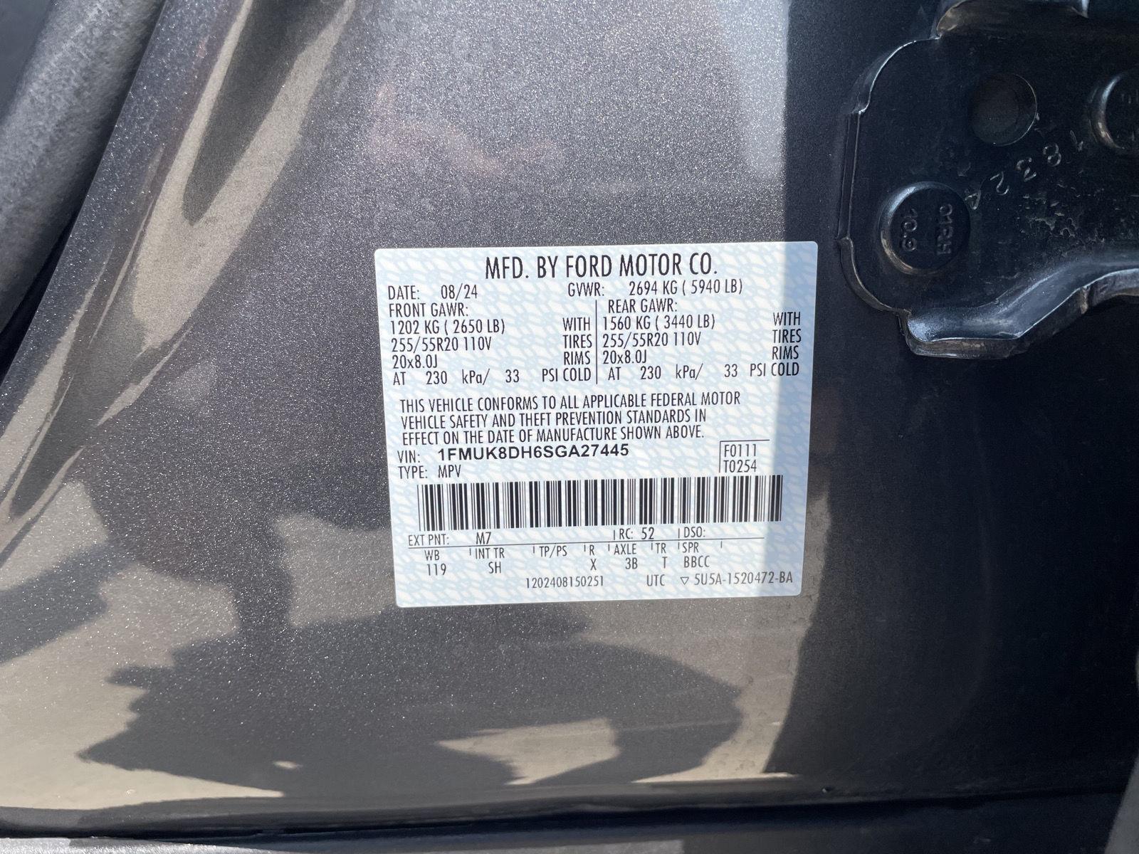Vehicle photo 33
