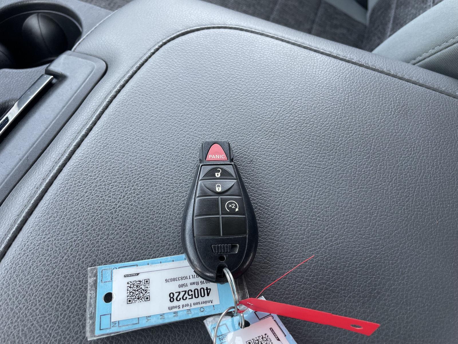 Vehicle photo 38