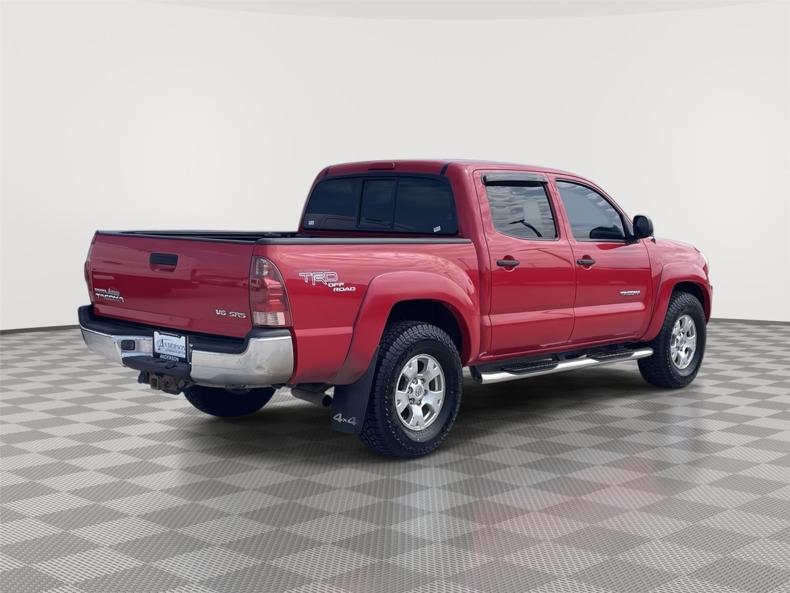 Vehicle photo 7