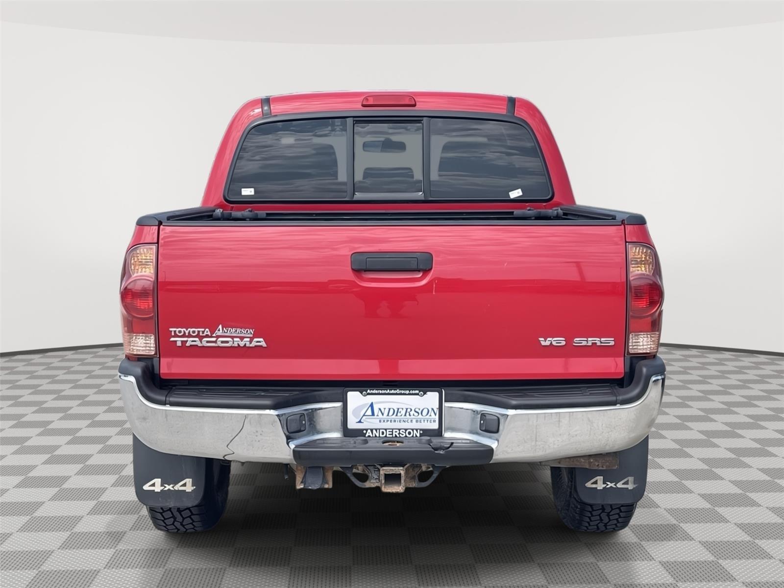 Vehicle photo 8