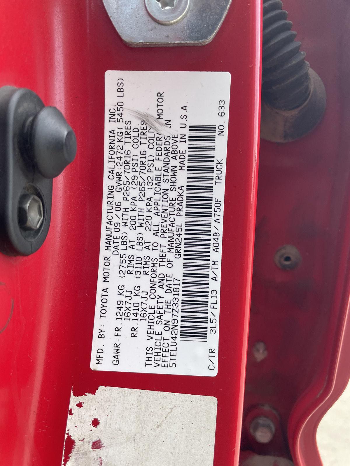 Vehicle photo 27