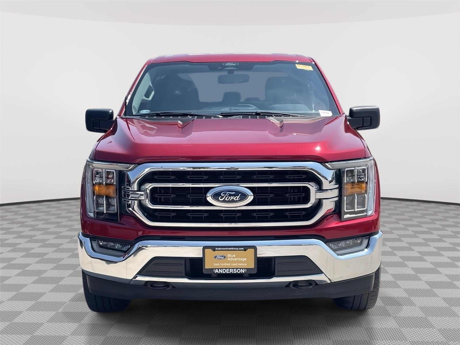 Vehicle photo 4