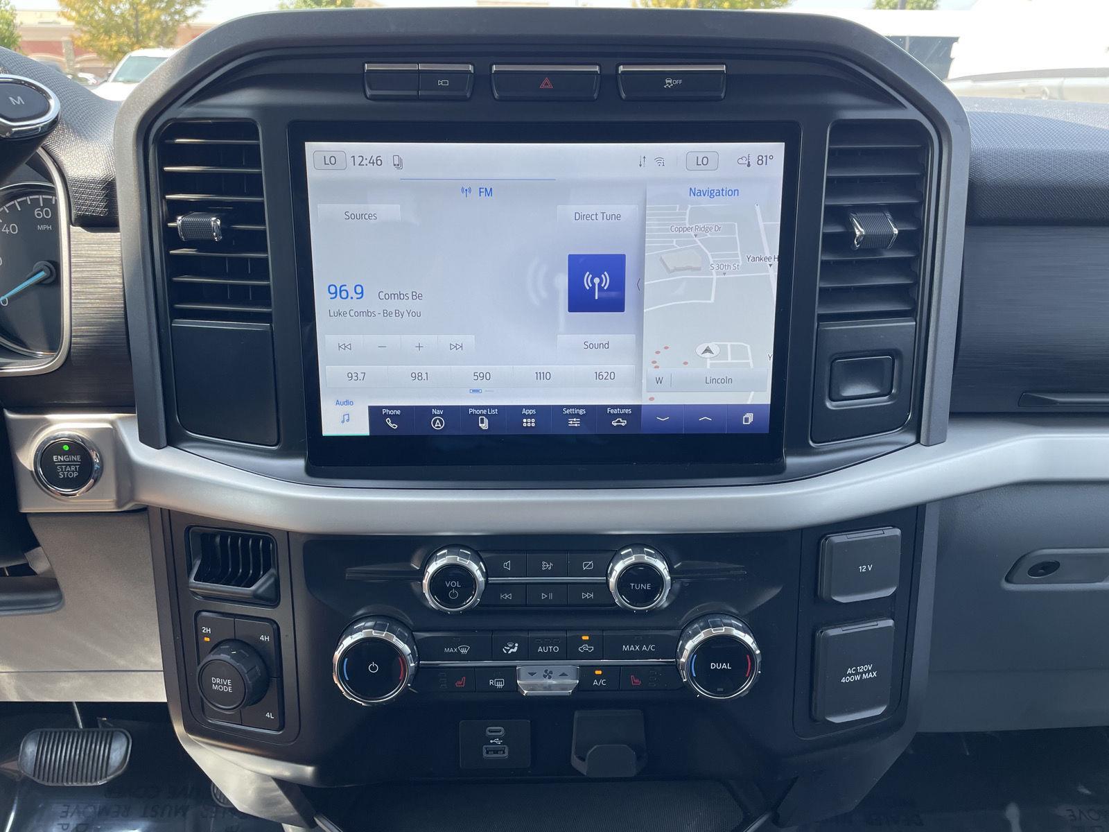 Vehicle photo 21