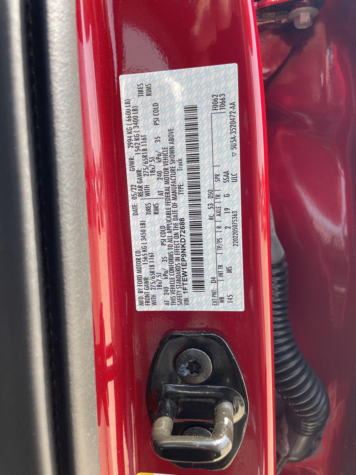 Vehicle photo 33
