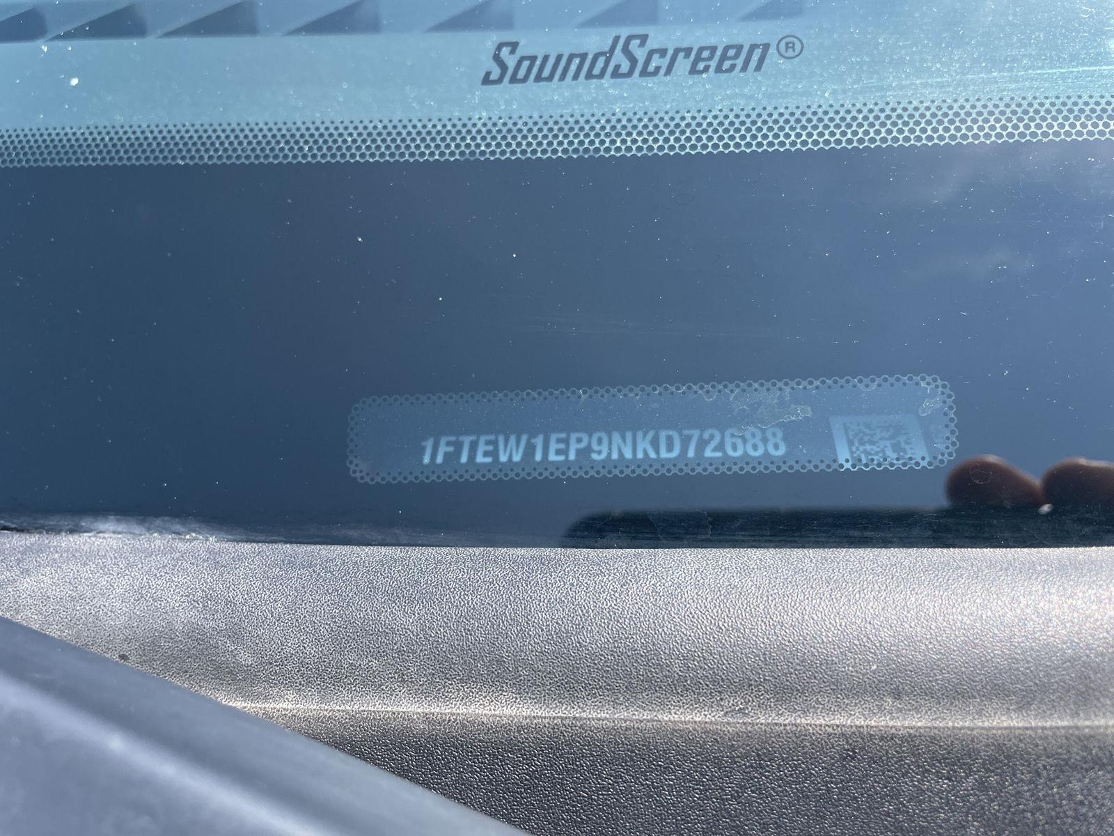 Vehicle photo 34
