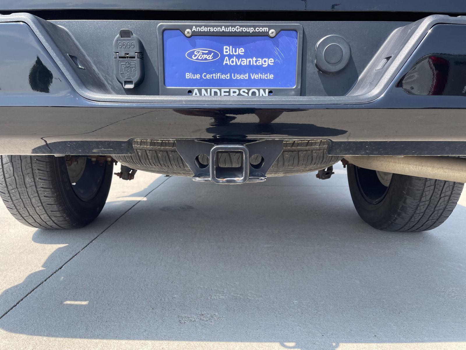 Vehicle photo 30