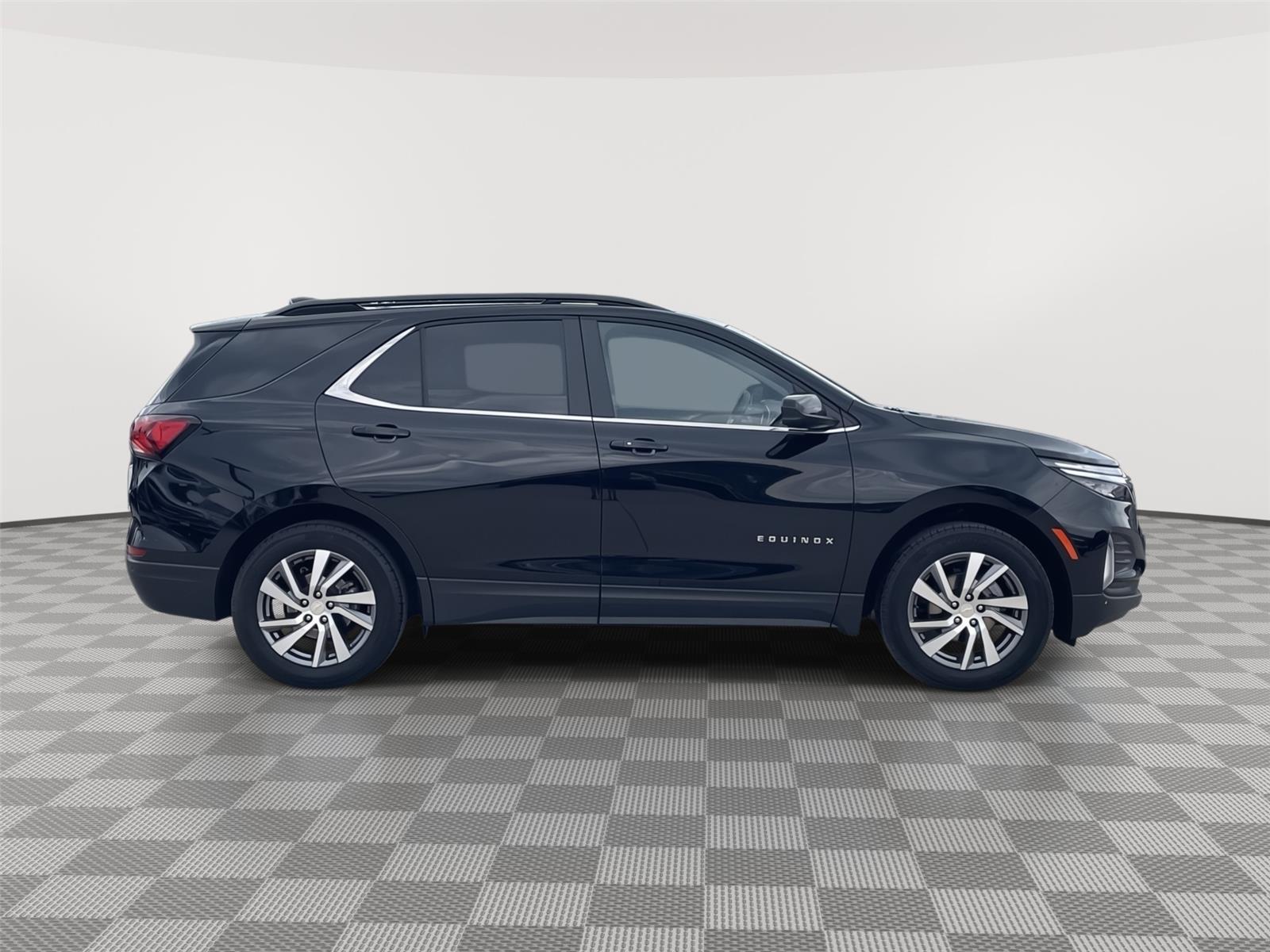 Vehicle photo 6