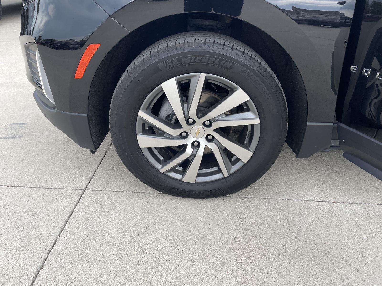 Vehicle photo 10