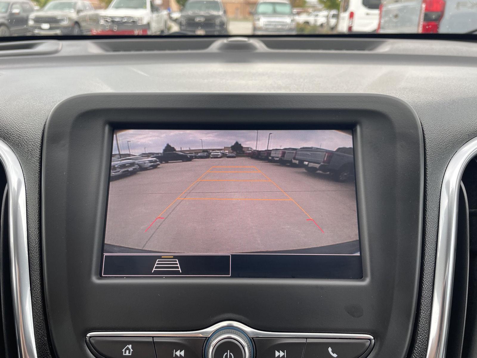 Vehicle photo 23