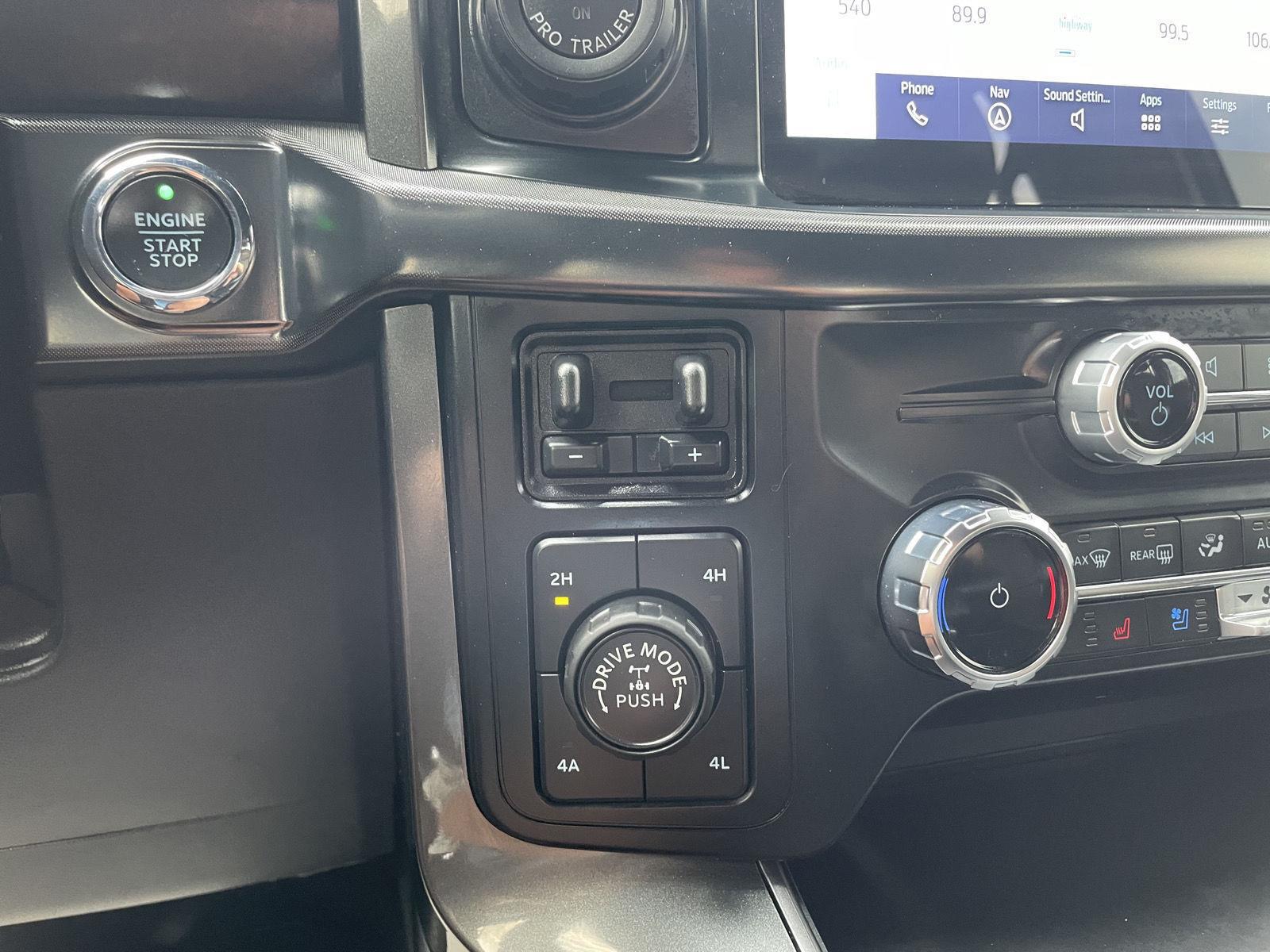 Vehicle photo 34