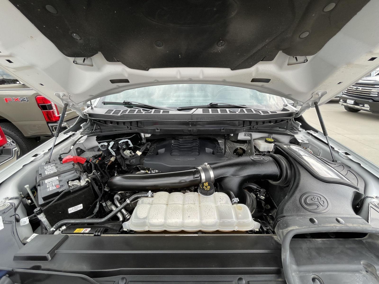 Vehicle photo 41