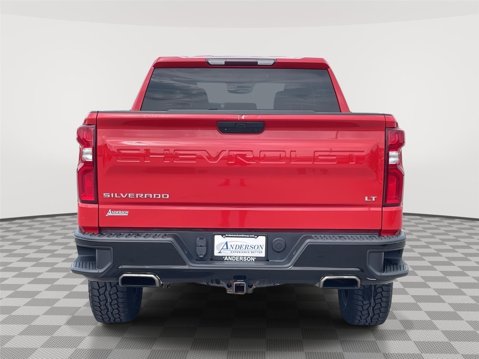 Vehicle photo 8