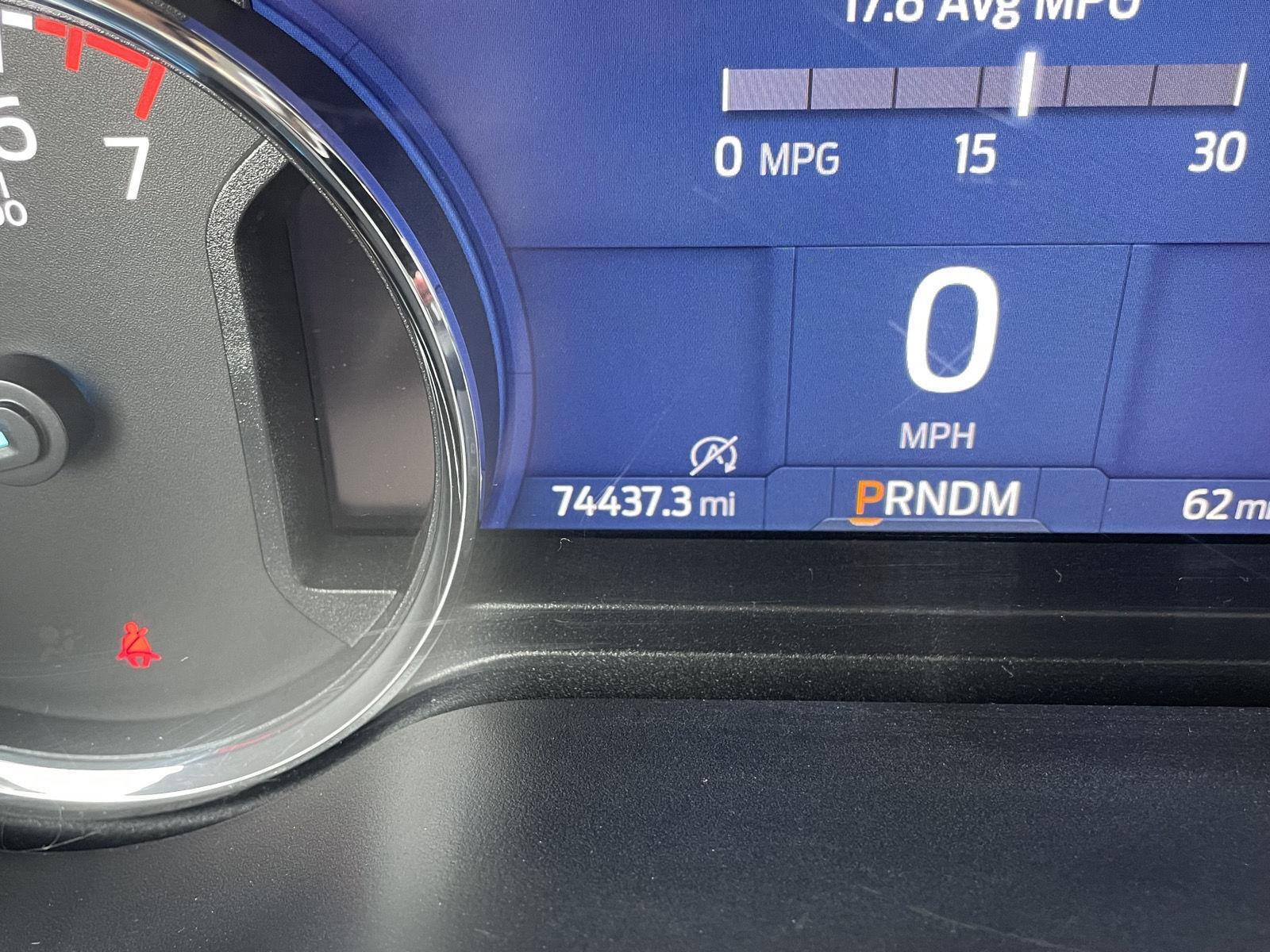 Vehicle photo 3