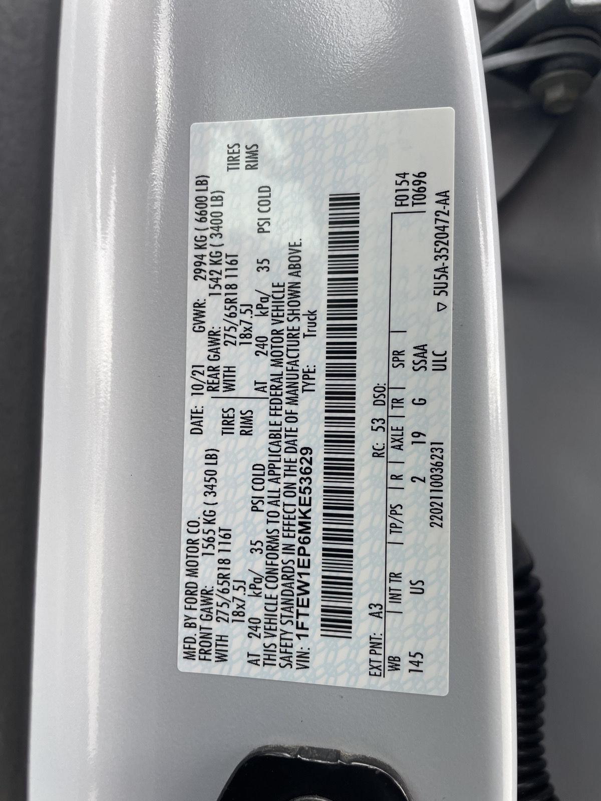 Vehicle photo 33