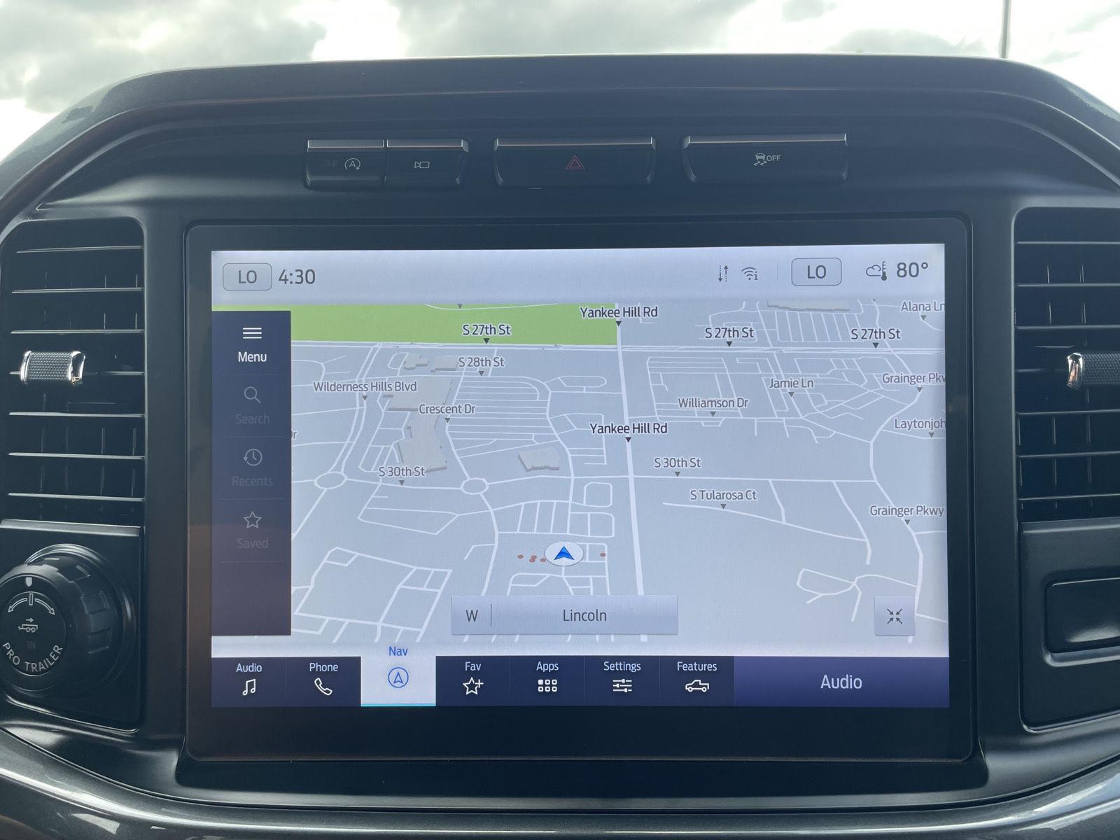 Vehicle photo 25