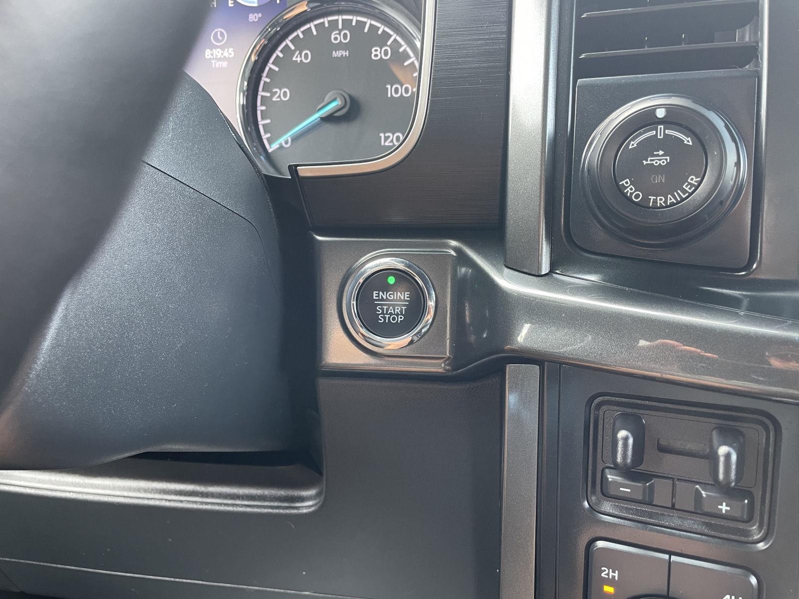 Vehicle photo 26