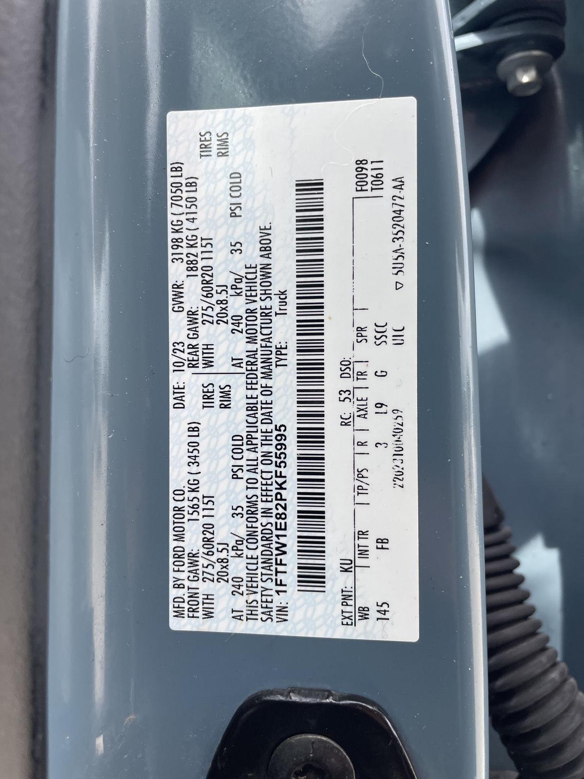 Vehicle photo 36
