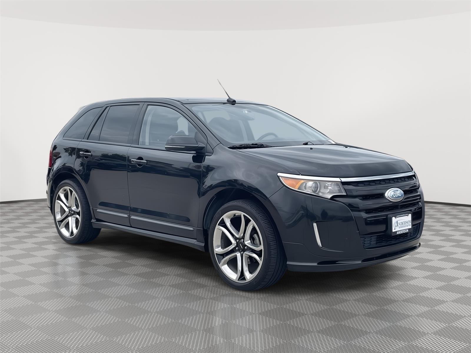 Vehicle photo 5