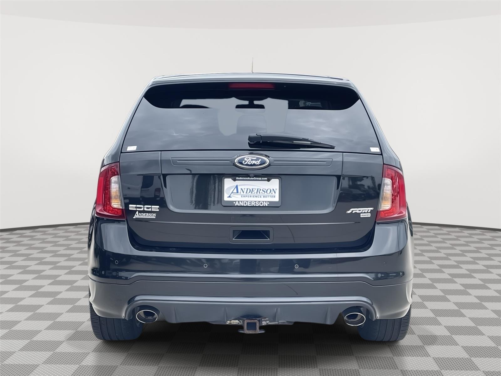 Vehicle photo 8