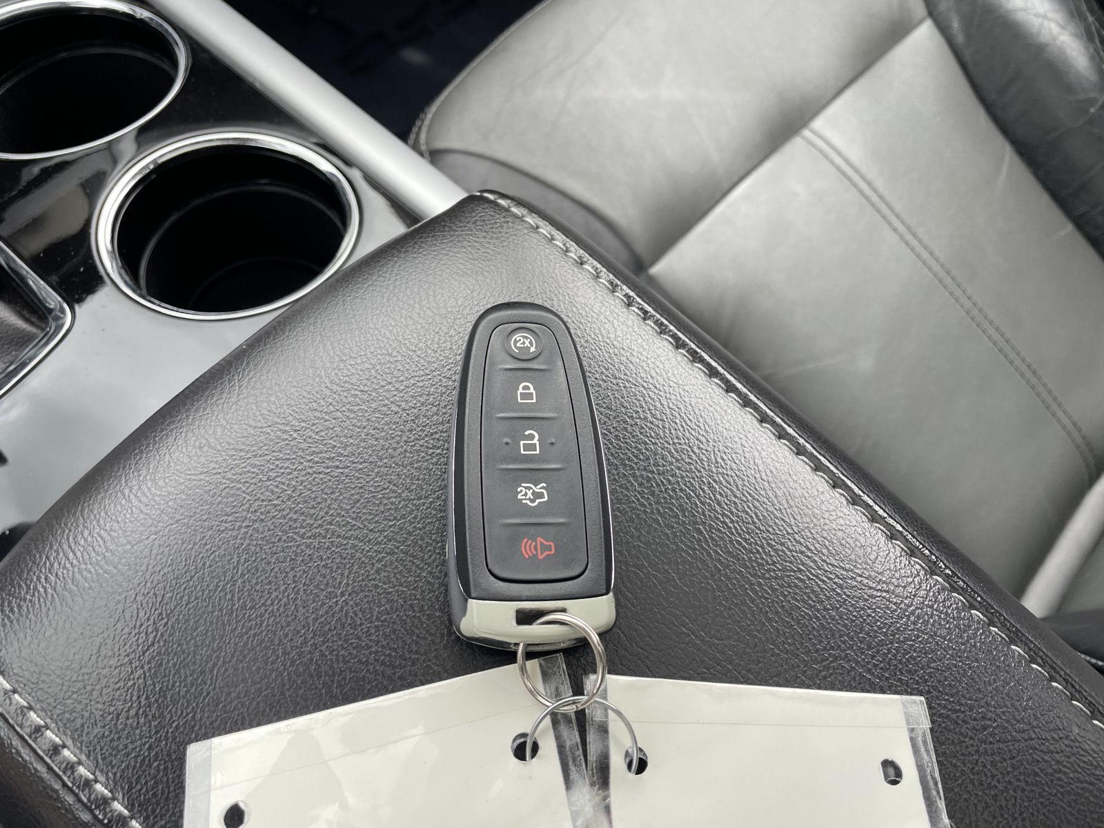 Vehicle photo 37