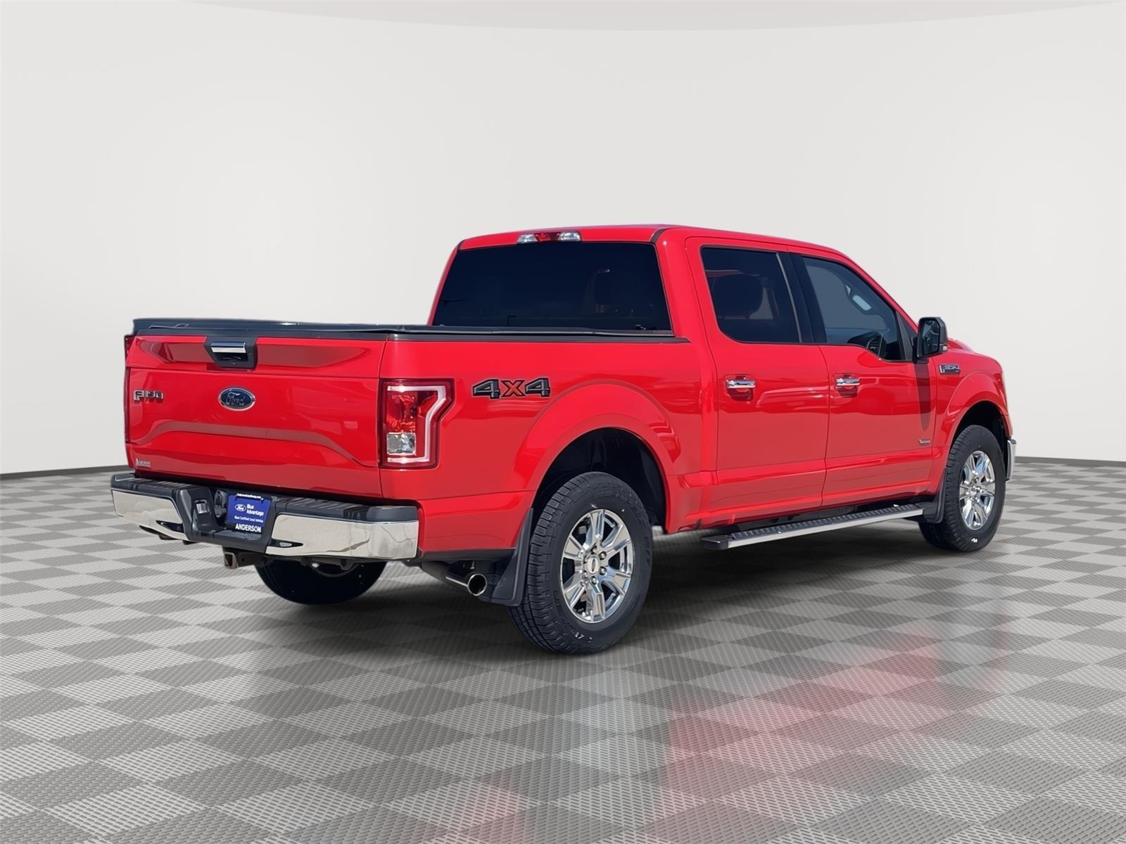 Vehicle photo 7