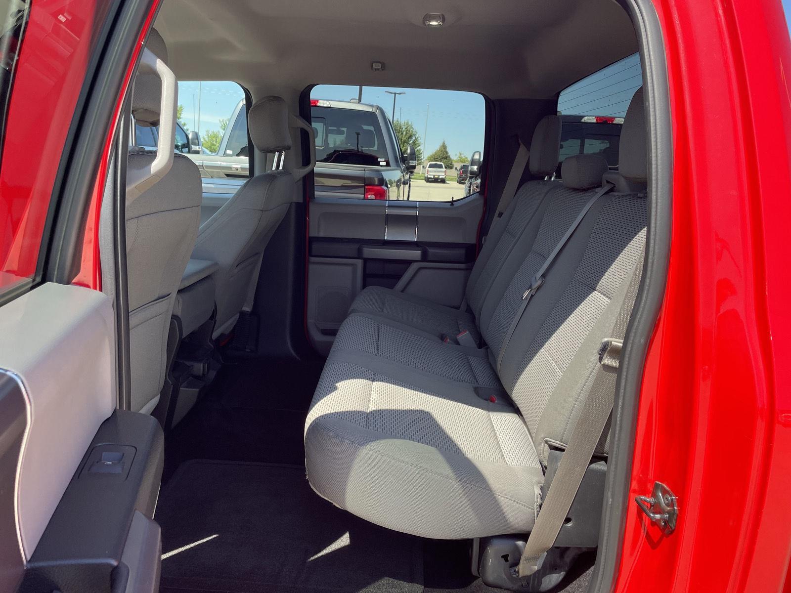 Vehicle photo 20