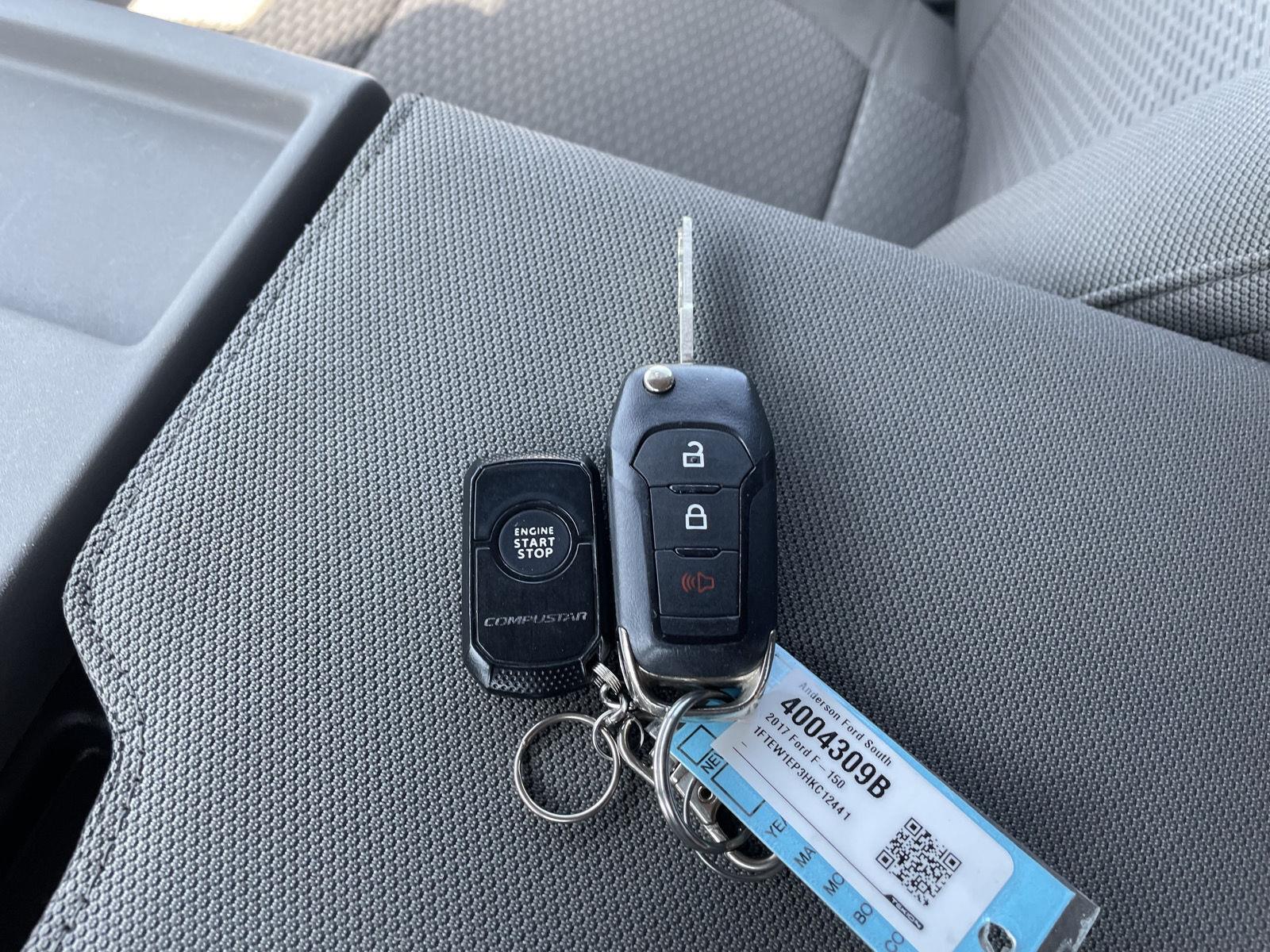 Vehicle photo 38